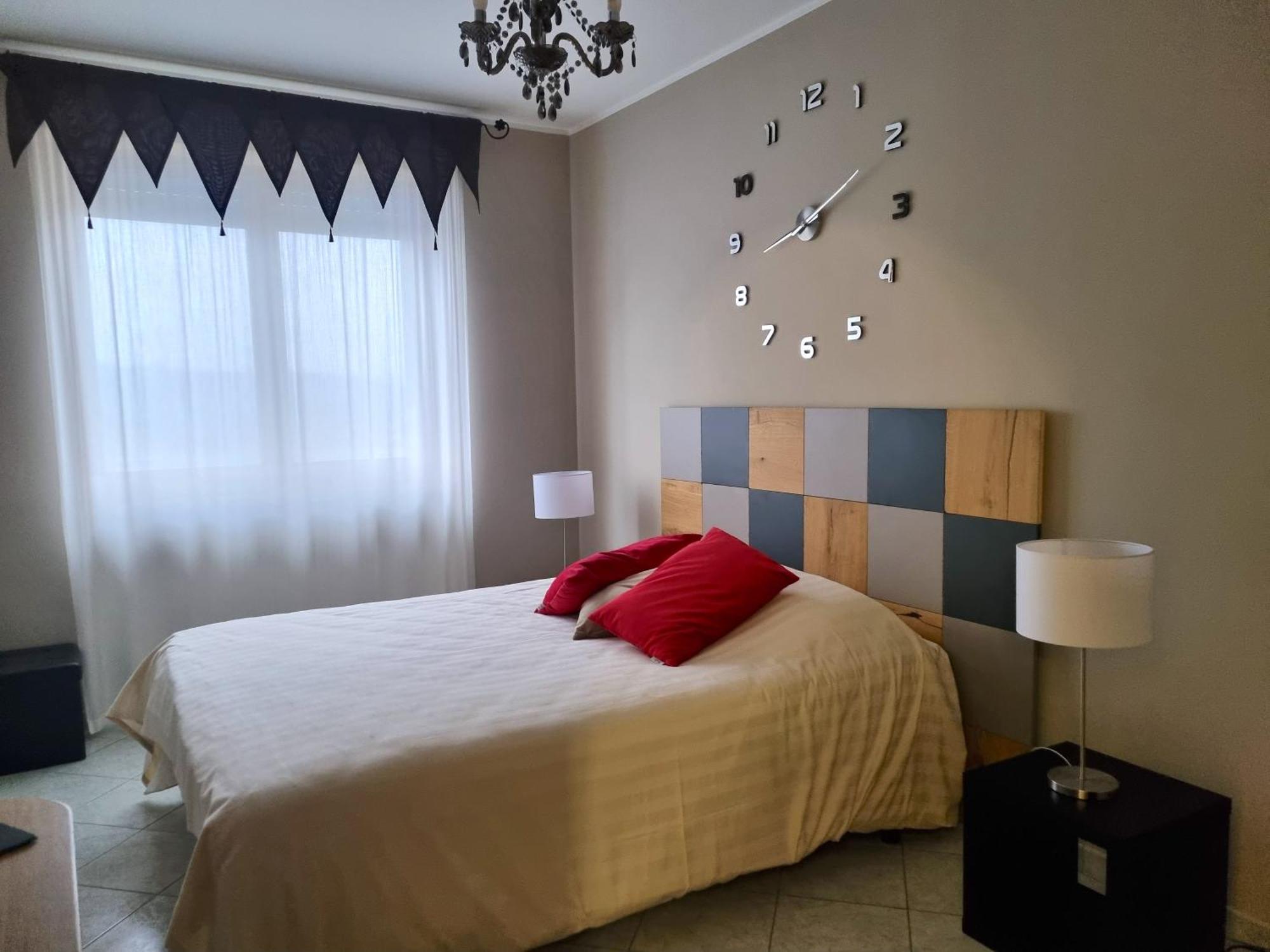 Raimondo'S Apartment Alba  Dış mekan fotoğraf